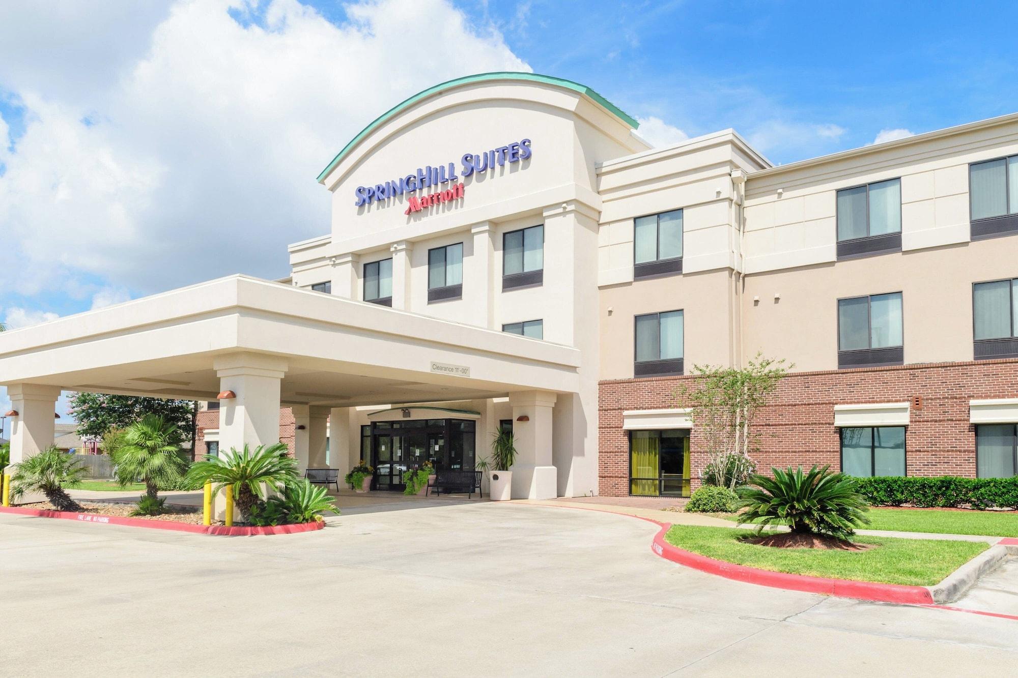 Vista Exterior SpringHill Suites by Marriott Houston Pearland
