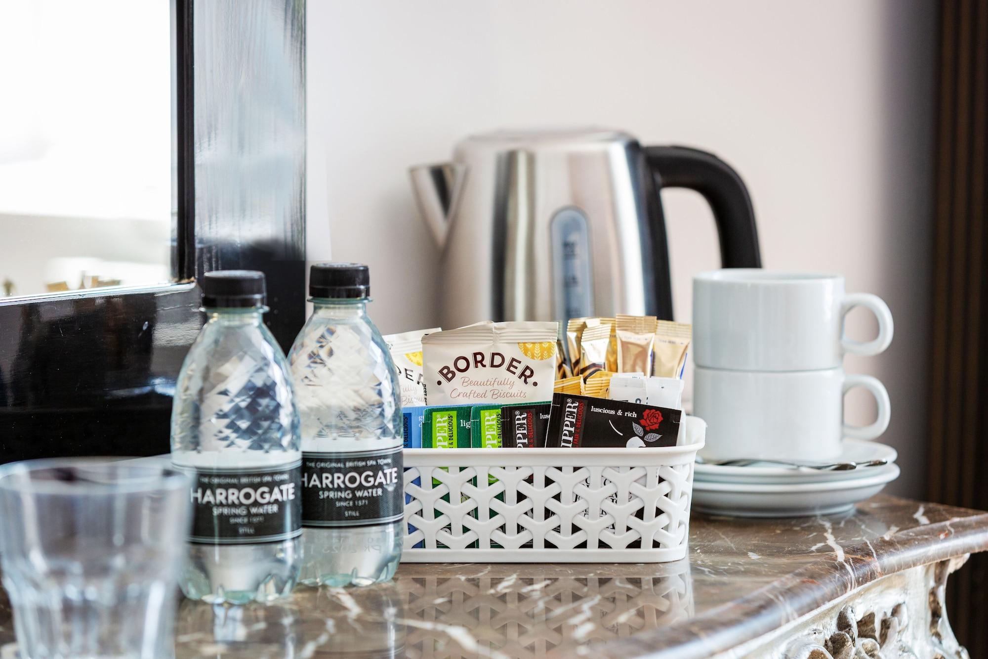 Varios The Craven Heifer Addingham