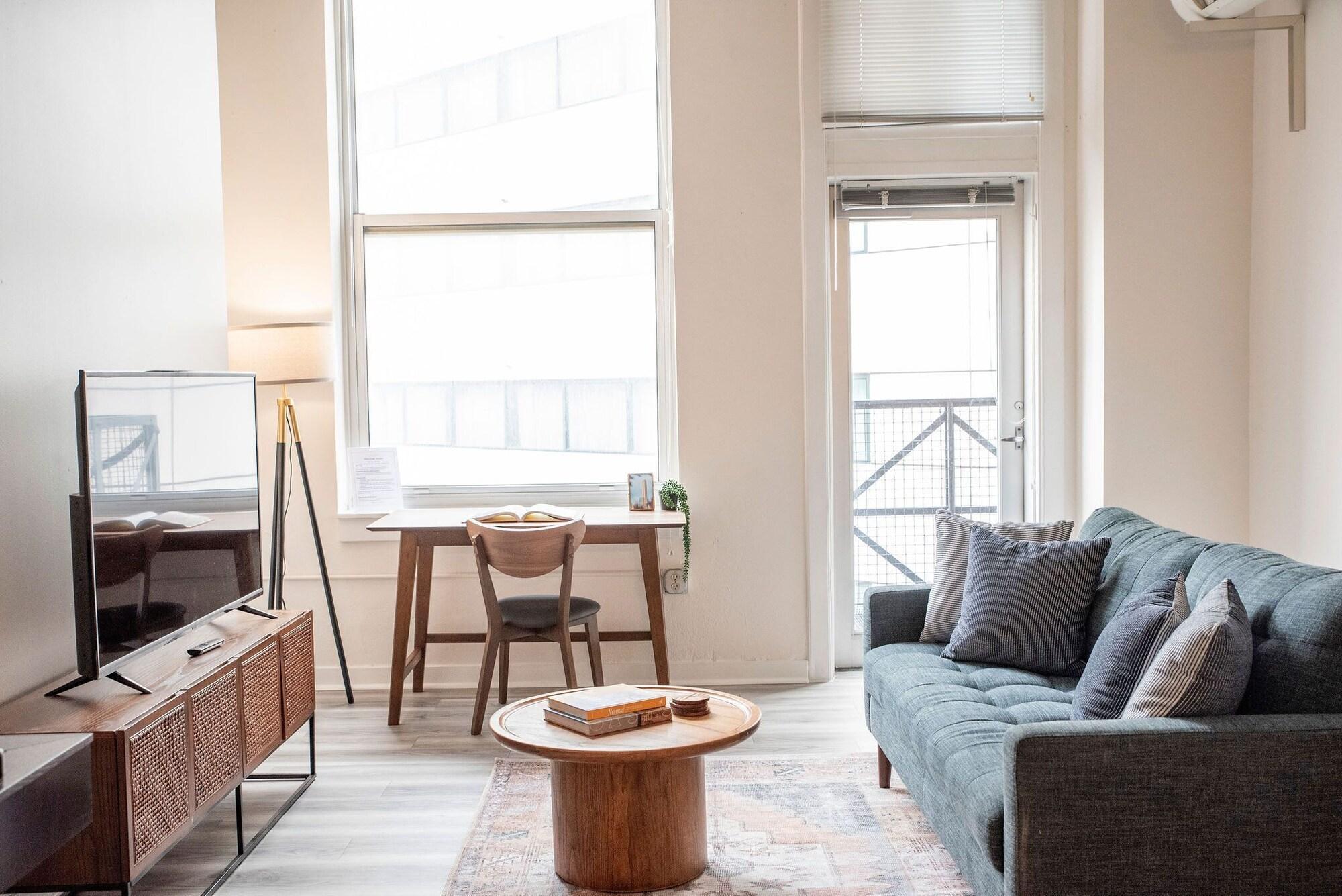 Comodidades del Alojamiento 3BR CozySuites TheBlock-SkybridgeAccess2