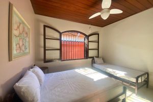 Alquiler Vacacional - Ubatuba - 5 bedrooms, 4 bathrooms, barbecue, outdoor shower. 15 people