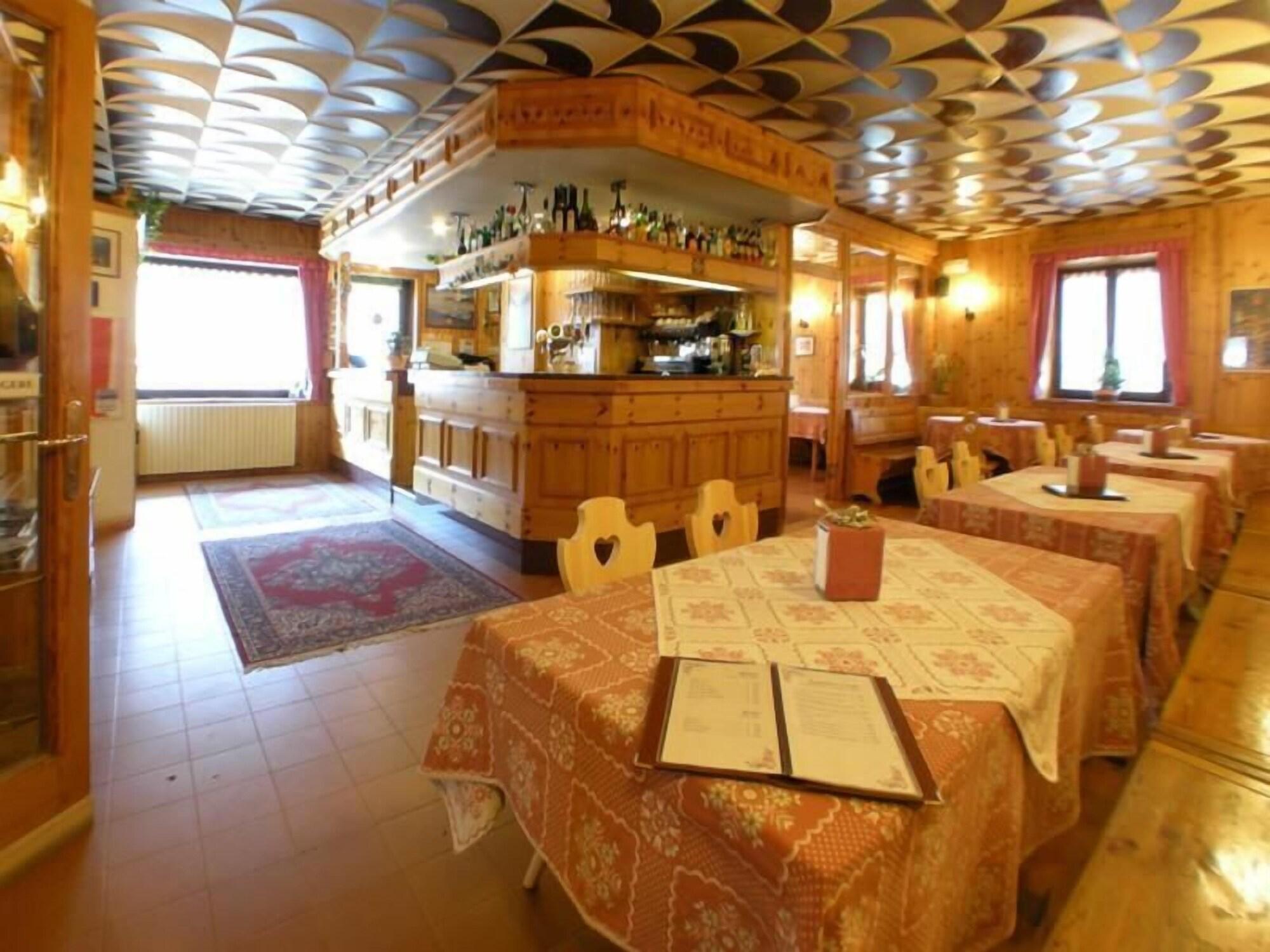 Bar/Salón Hotel Ristorante Federia