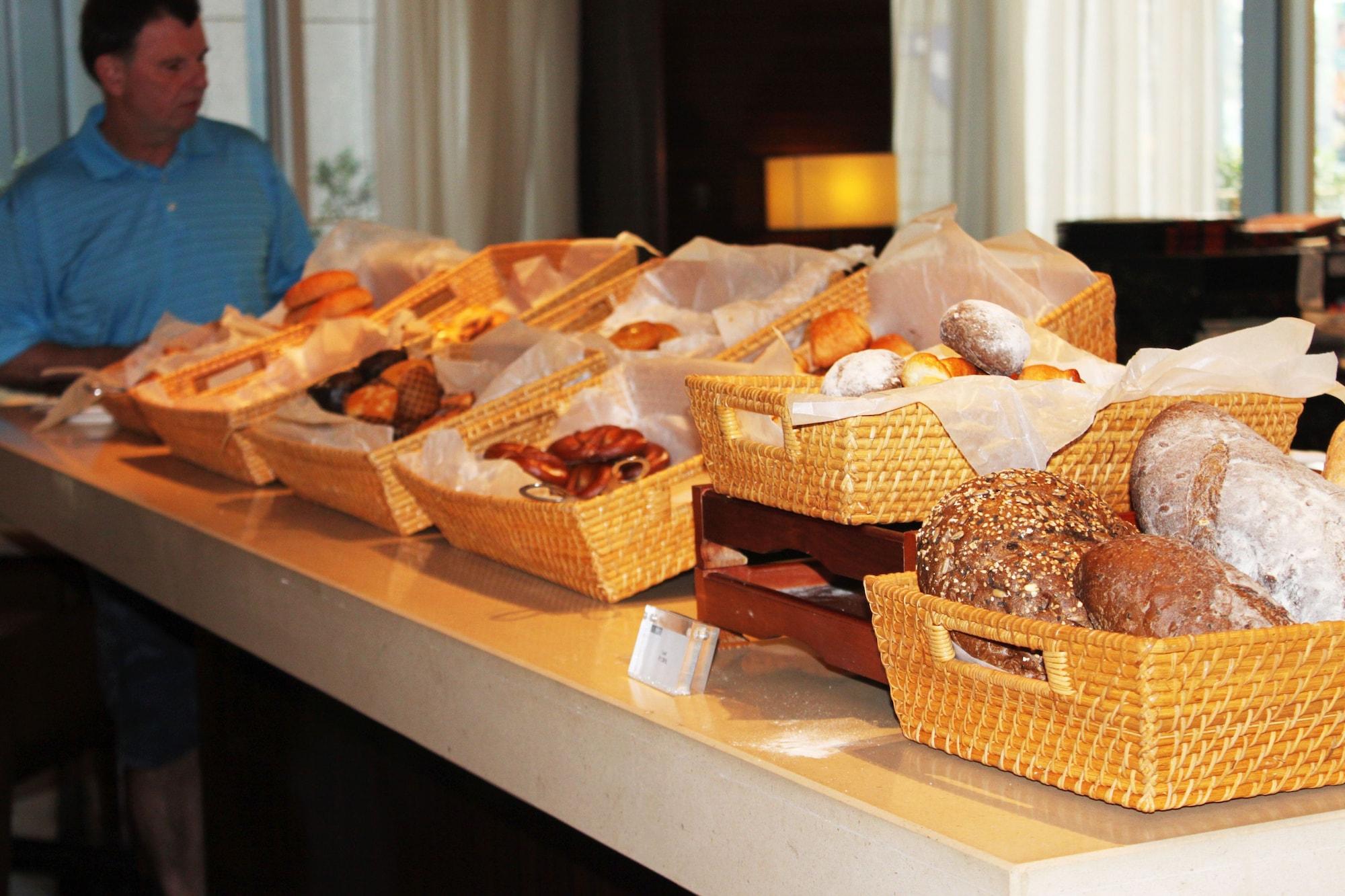 Restaurant Courtyard by Marriott Shanghai Jiading