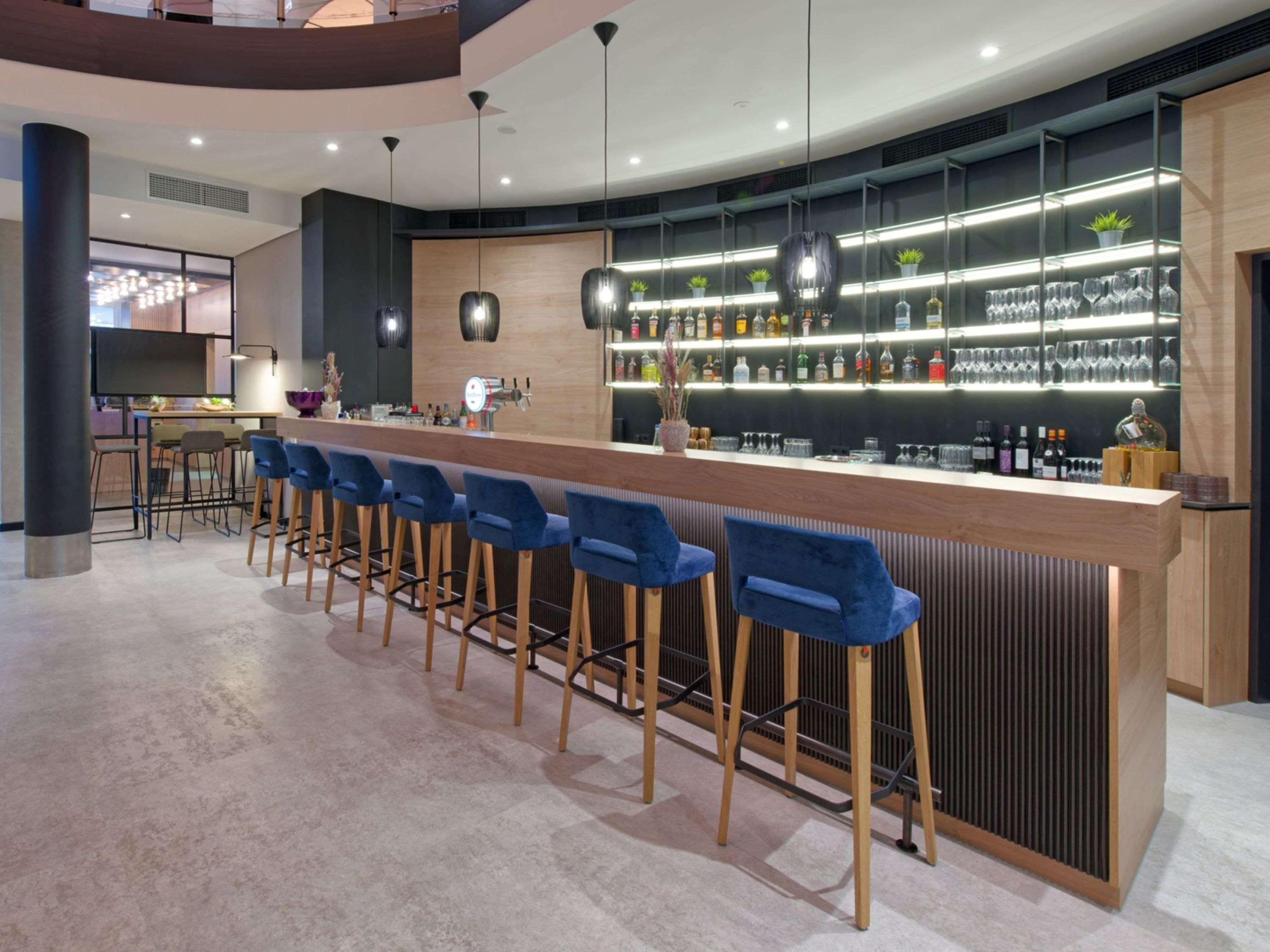 Bar/Salón Fora Hotel Hannover by Mercure