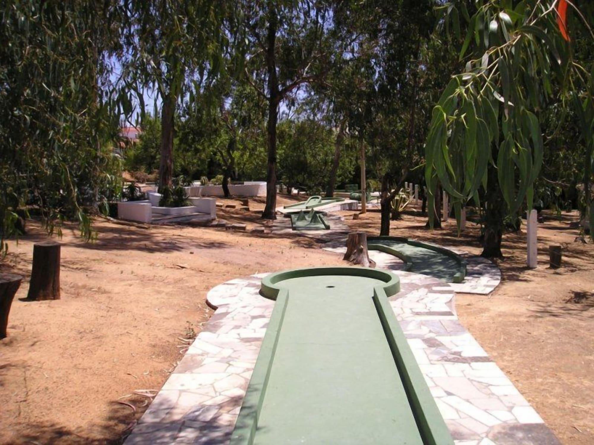 Campo de Golf Apartamentos Turísticos Marsol
