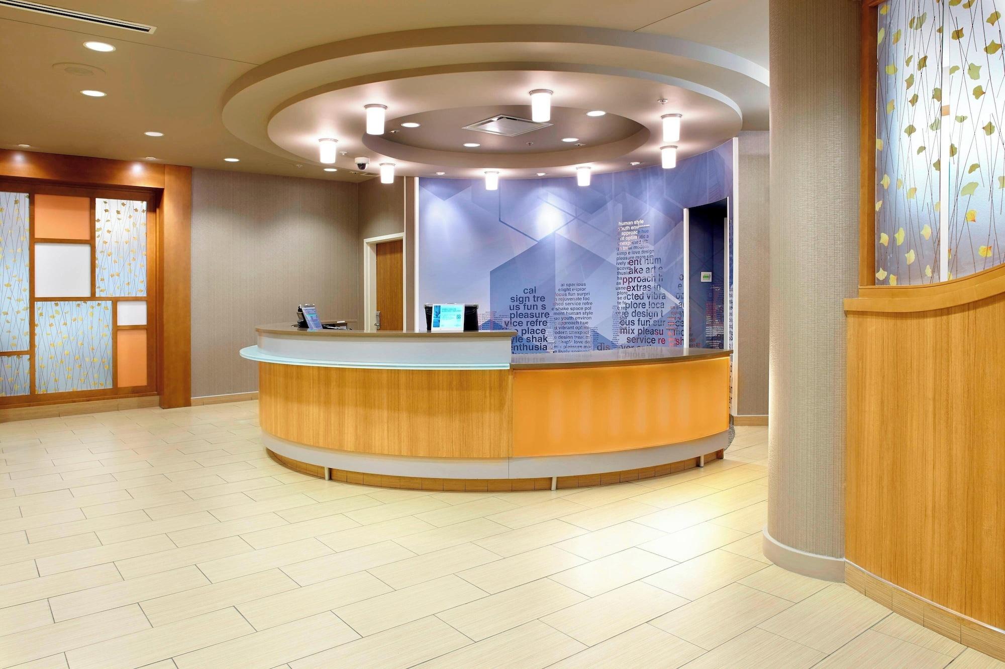 Vista Lobby SpringHill Suites by Marriott Chicago Waukegan/Gurnee