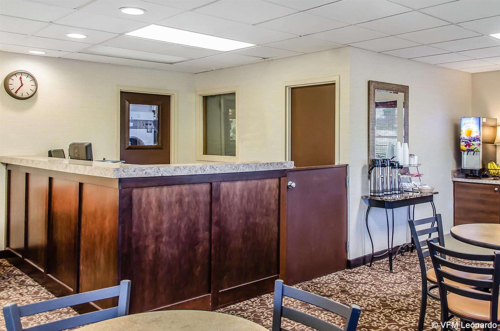 Vista Lobby Baymont by Wyndham Lancaster PA Dutch Country