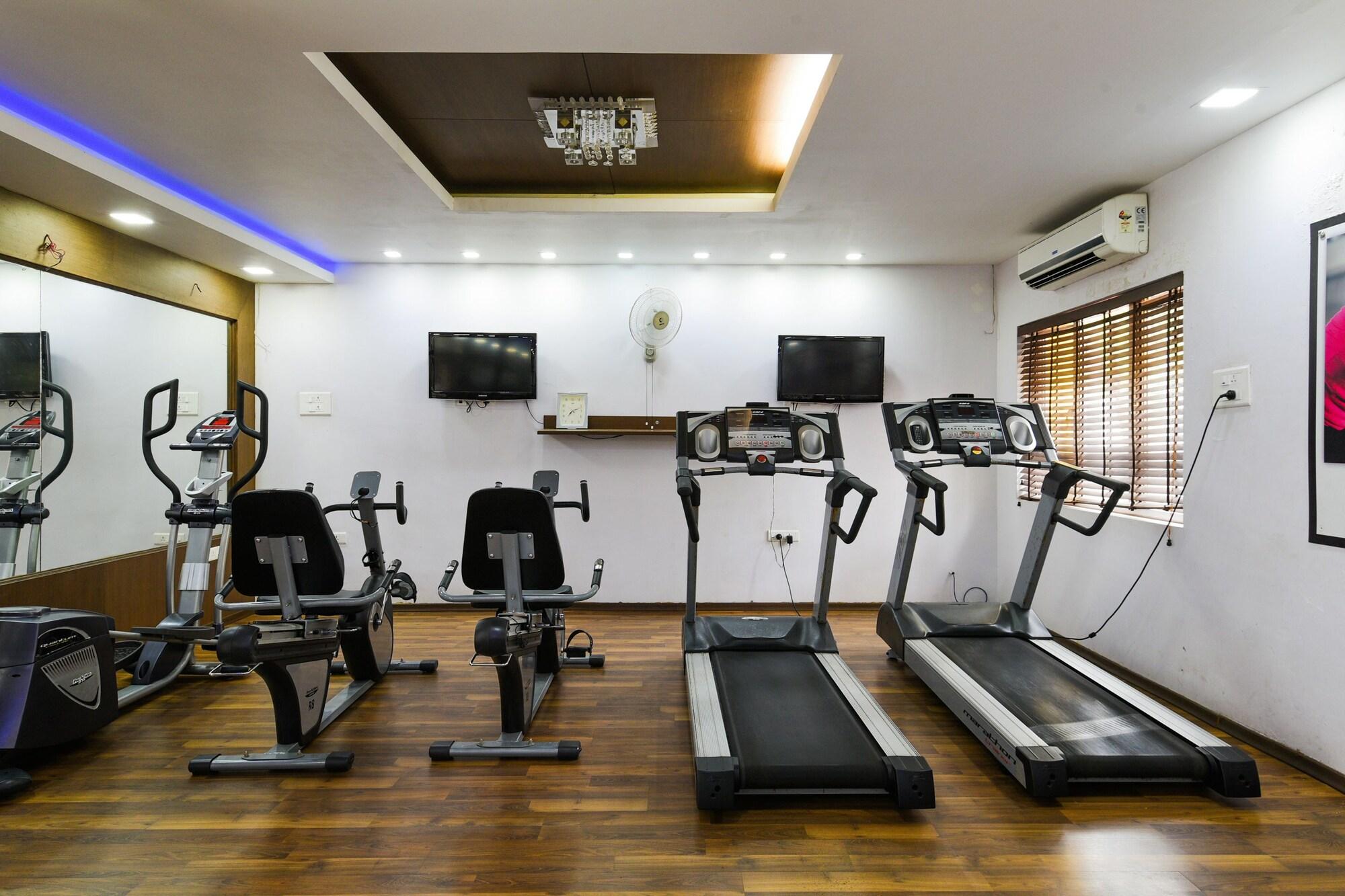 Gimnasio OYO 16633 Green City Club House