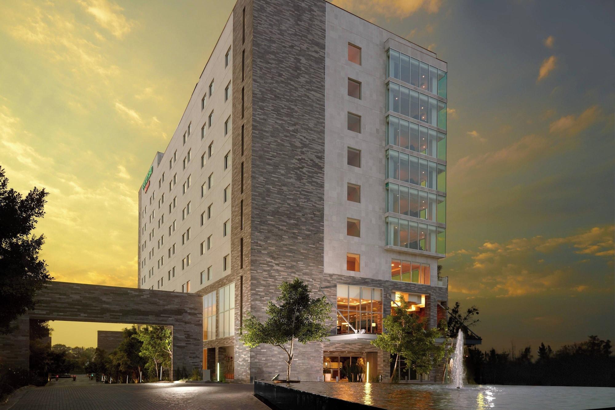 Vista Exterior Courtyard by Marriott Queretaro