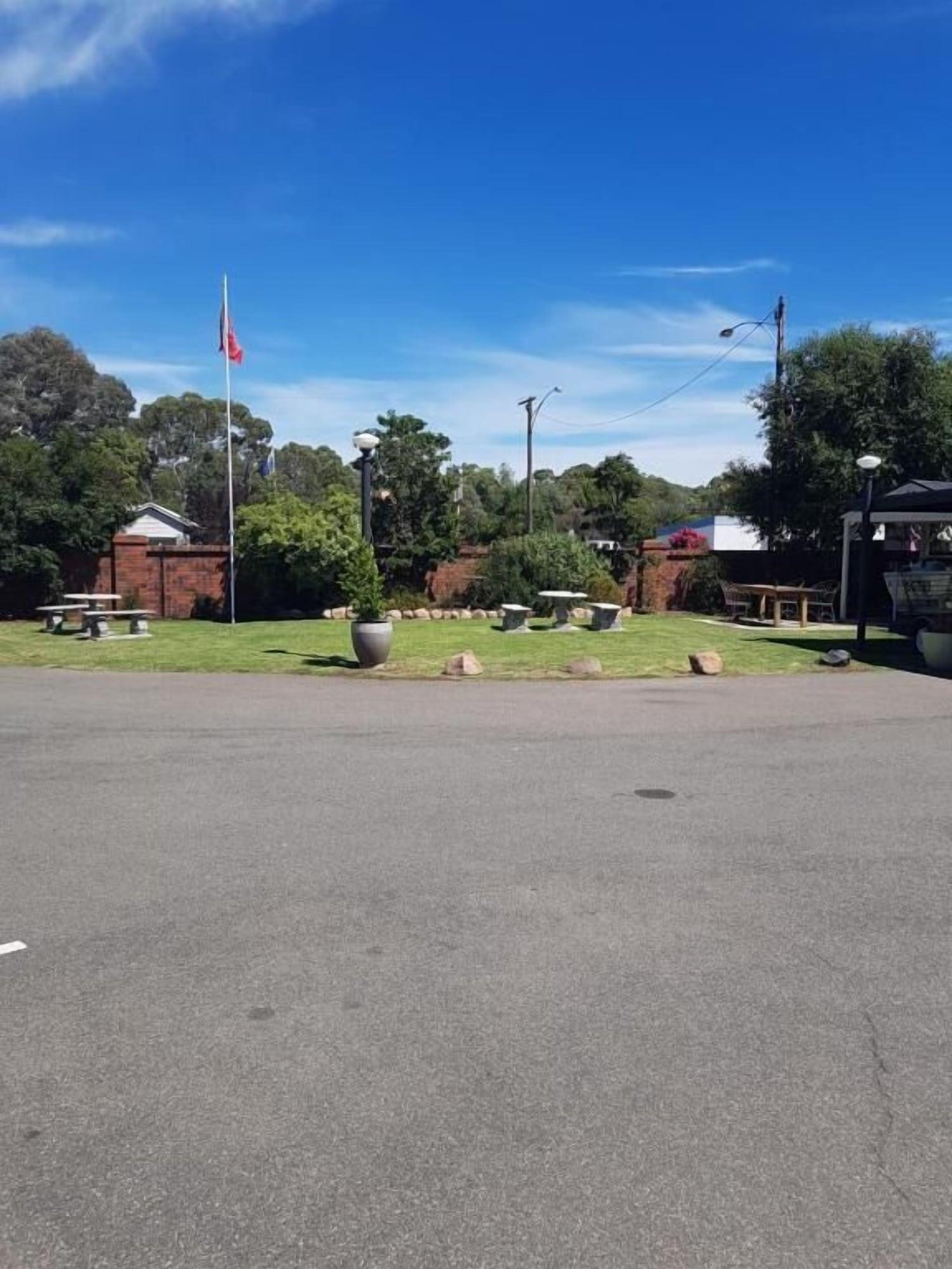 Instalaciones Recreativas Coorrabin Motor Inn