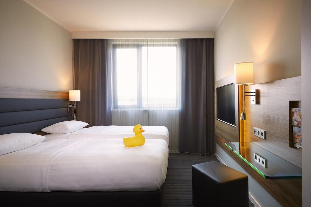 Hotel Moxy Berlin Ostbahnhof