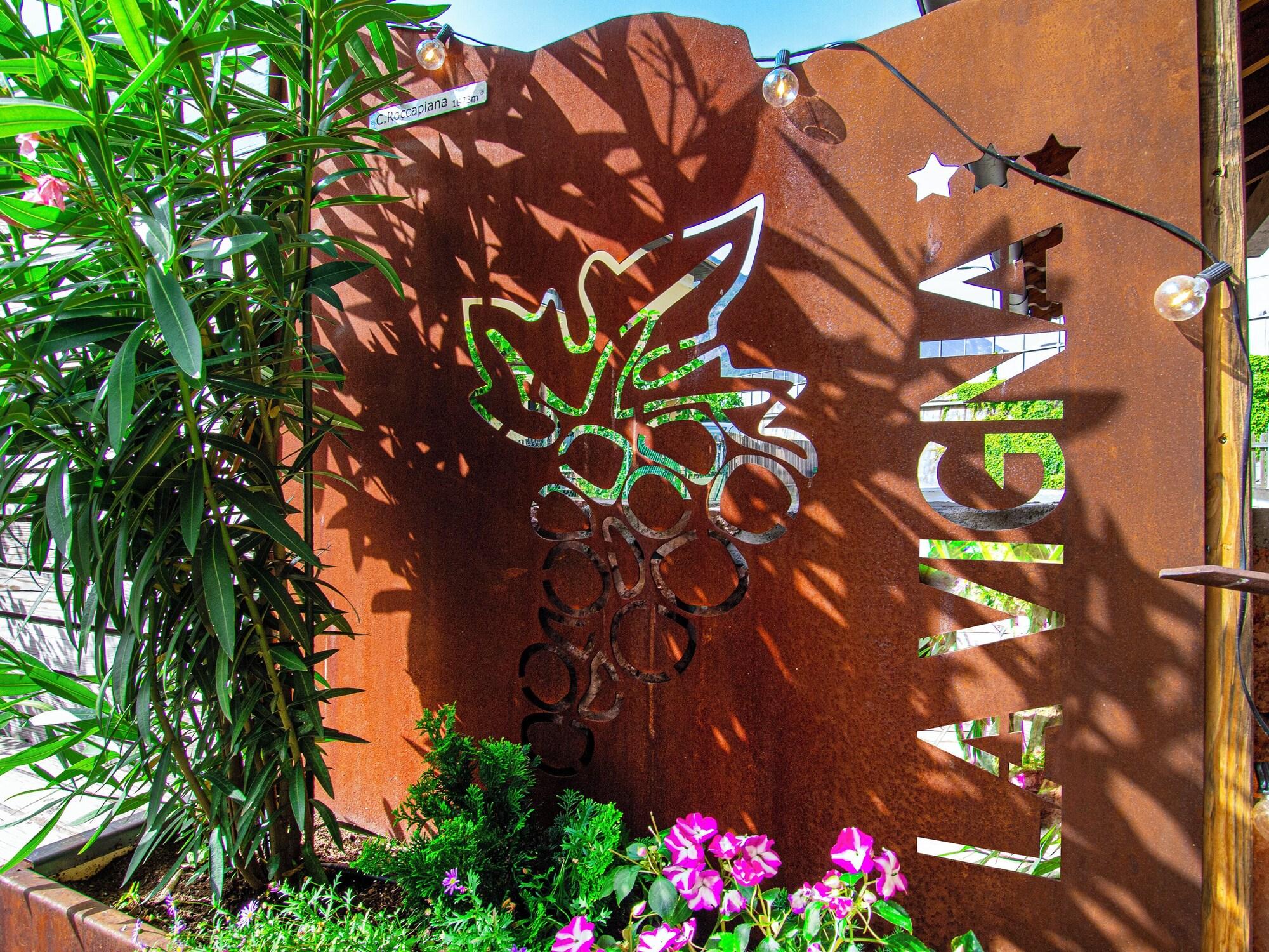 Vista Exterior Hotel Garni La Vigna - Adult Friendly