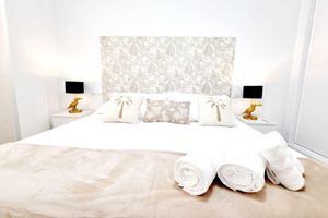Renta temporal - Modern and Cozy Apartment Just Steps From Los Locos Beach