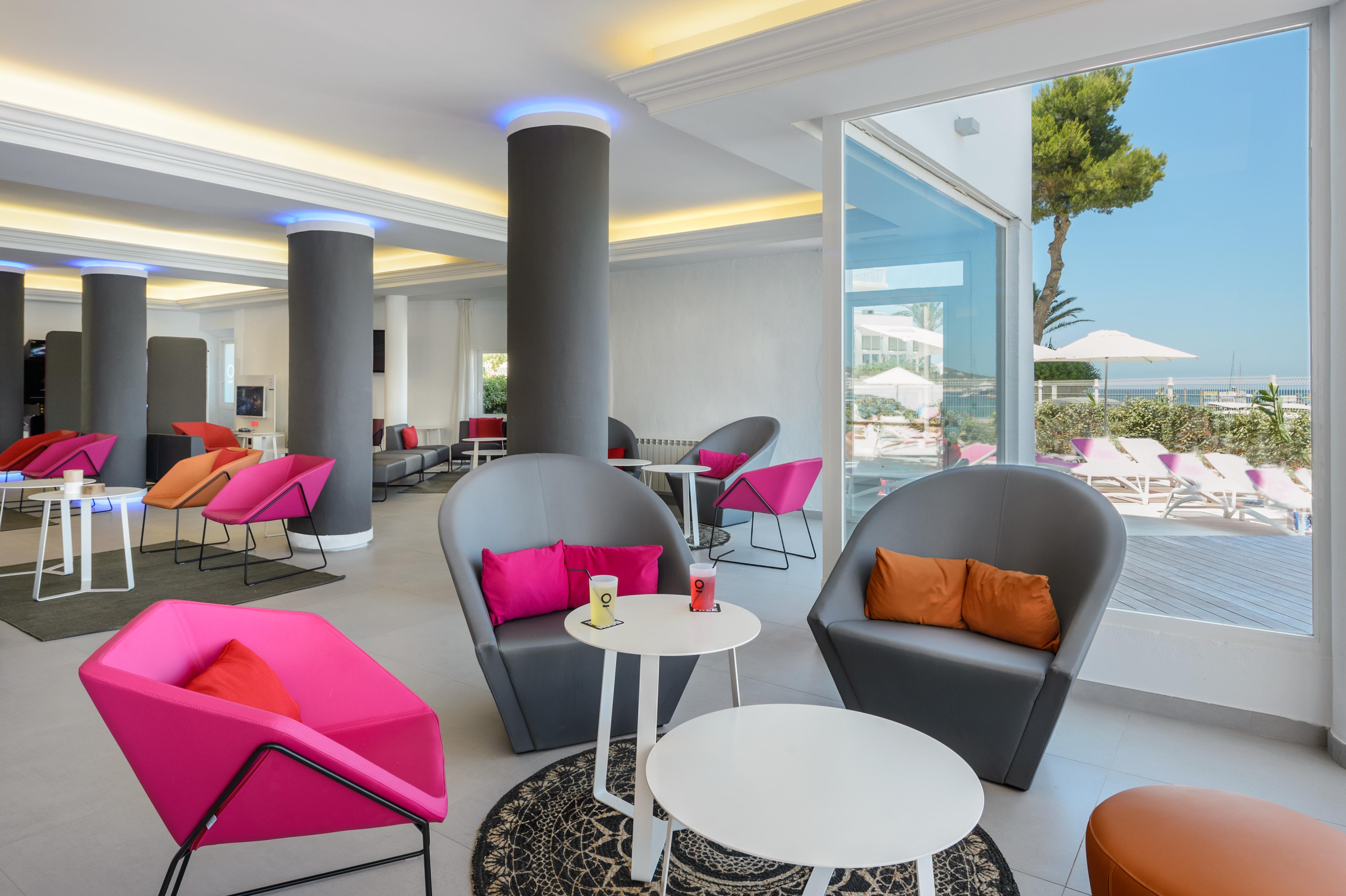 Vista Lobby Hotel Vibra San Remo