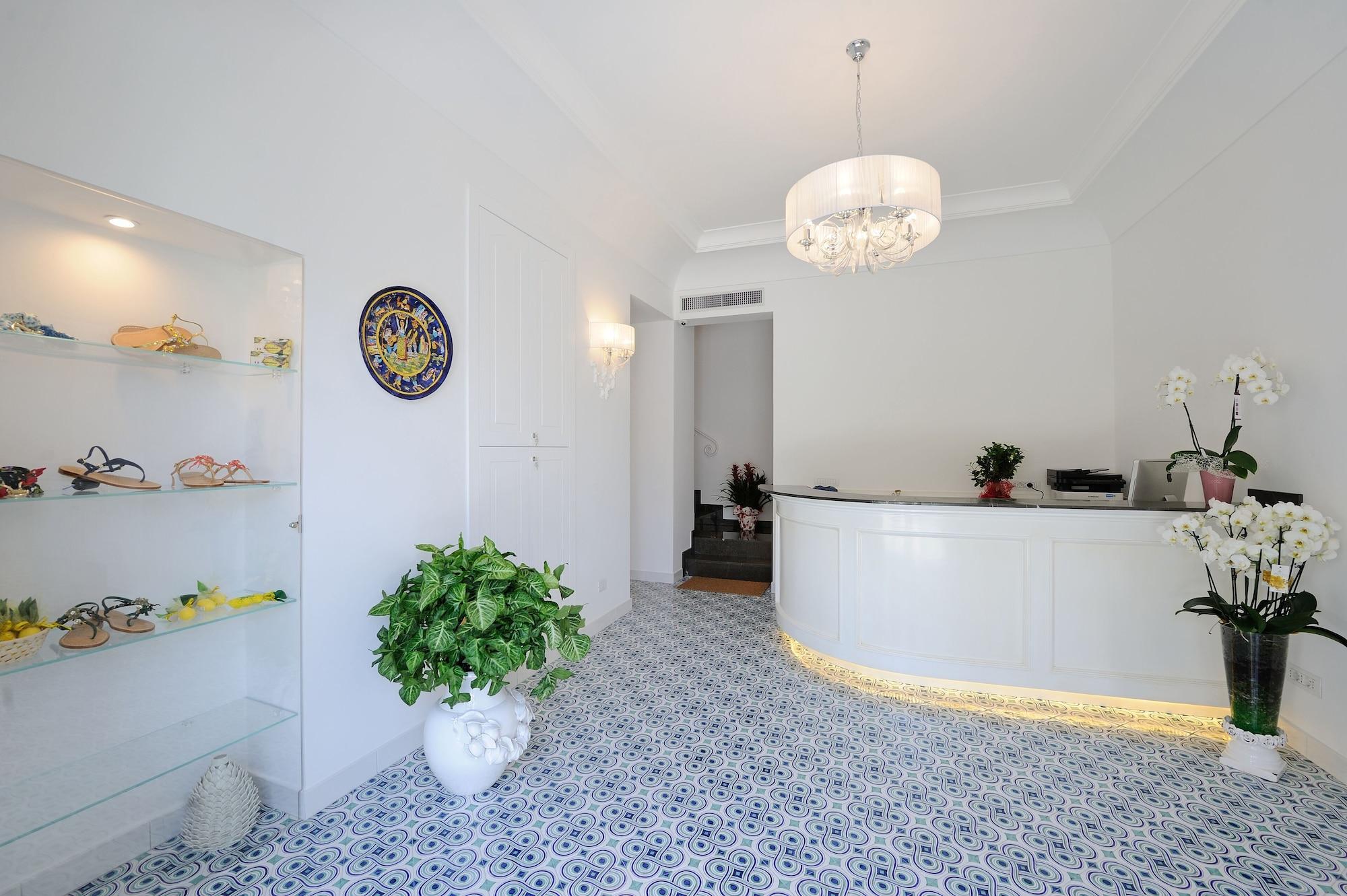 Vista Lobby Villa Guarracino Amalfi