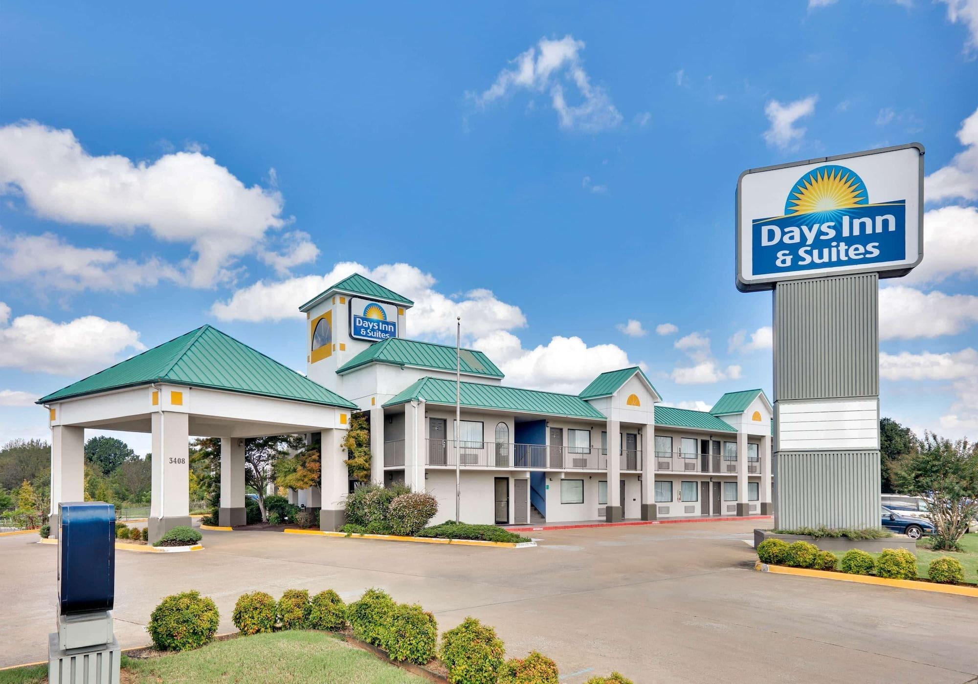 Varios Days Inn & Suites by Wyndham Bentonville