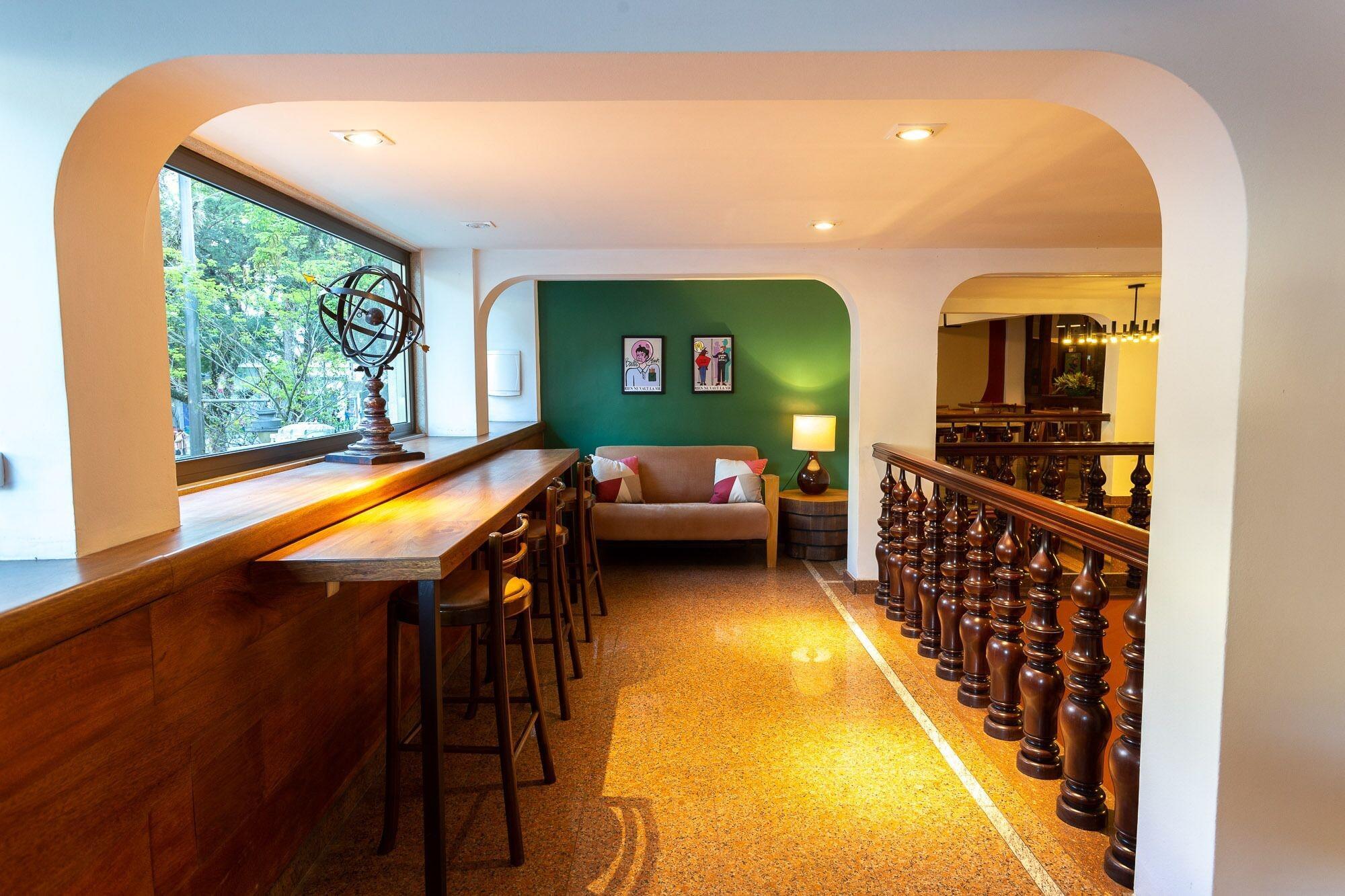 Bar/Salón Hotel York