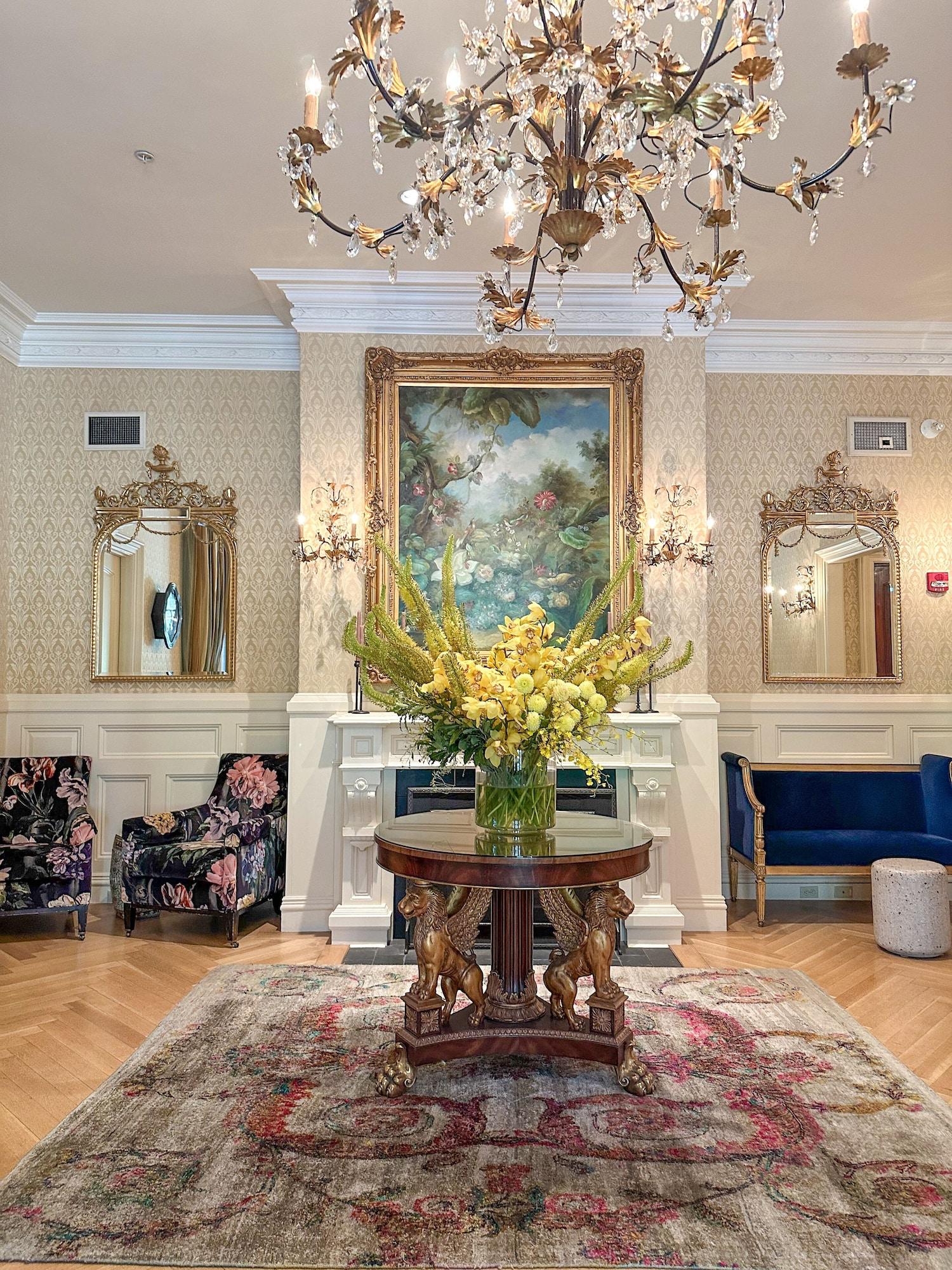 Vista Lobby The Chanler at Cliff Walk