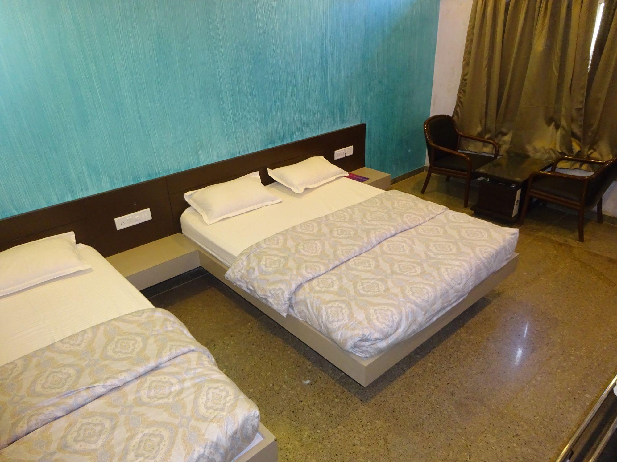Comodidades del Alojamiento Hotel Kansar Palace