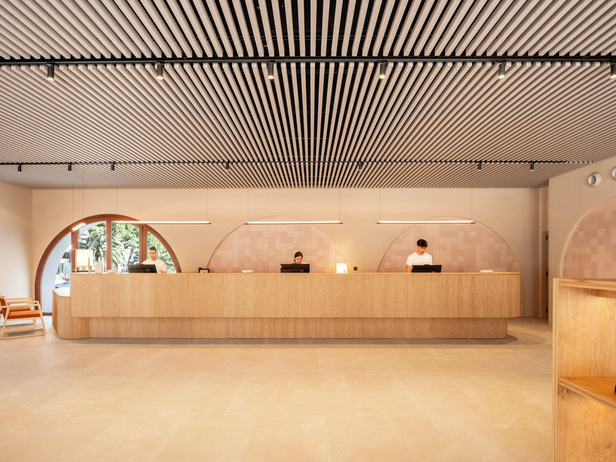 Vista Lobby Inturotel Esmeralda Park