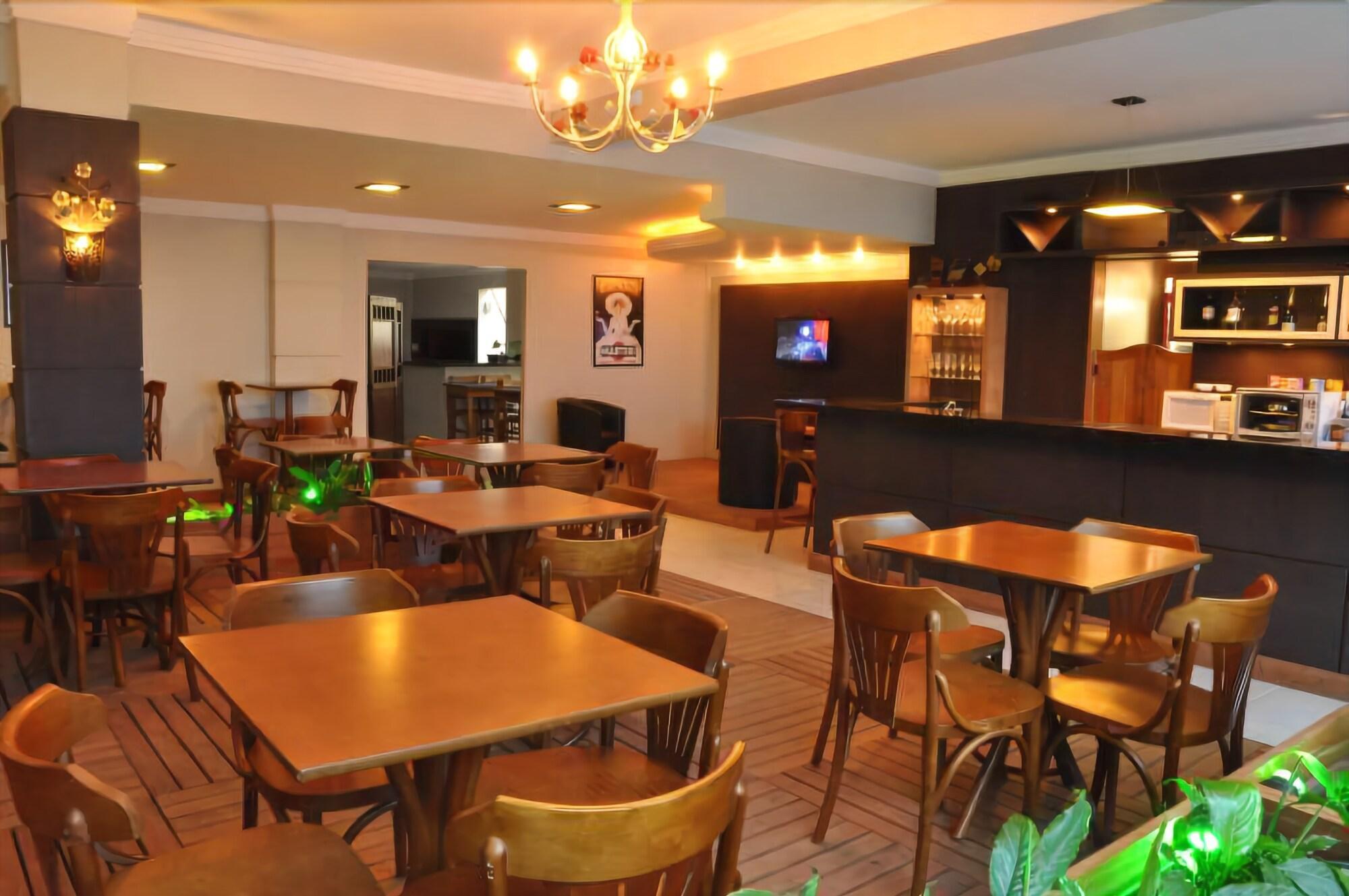 Restaurant De Rose Praia Hotel