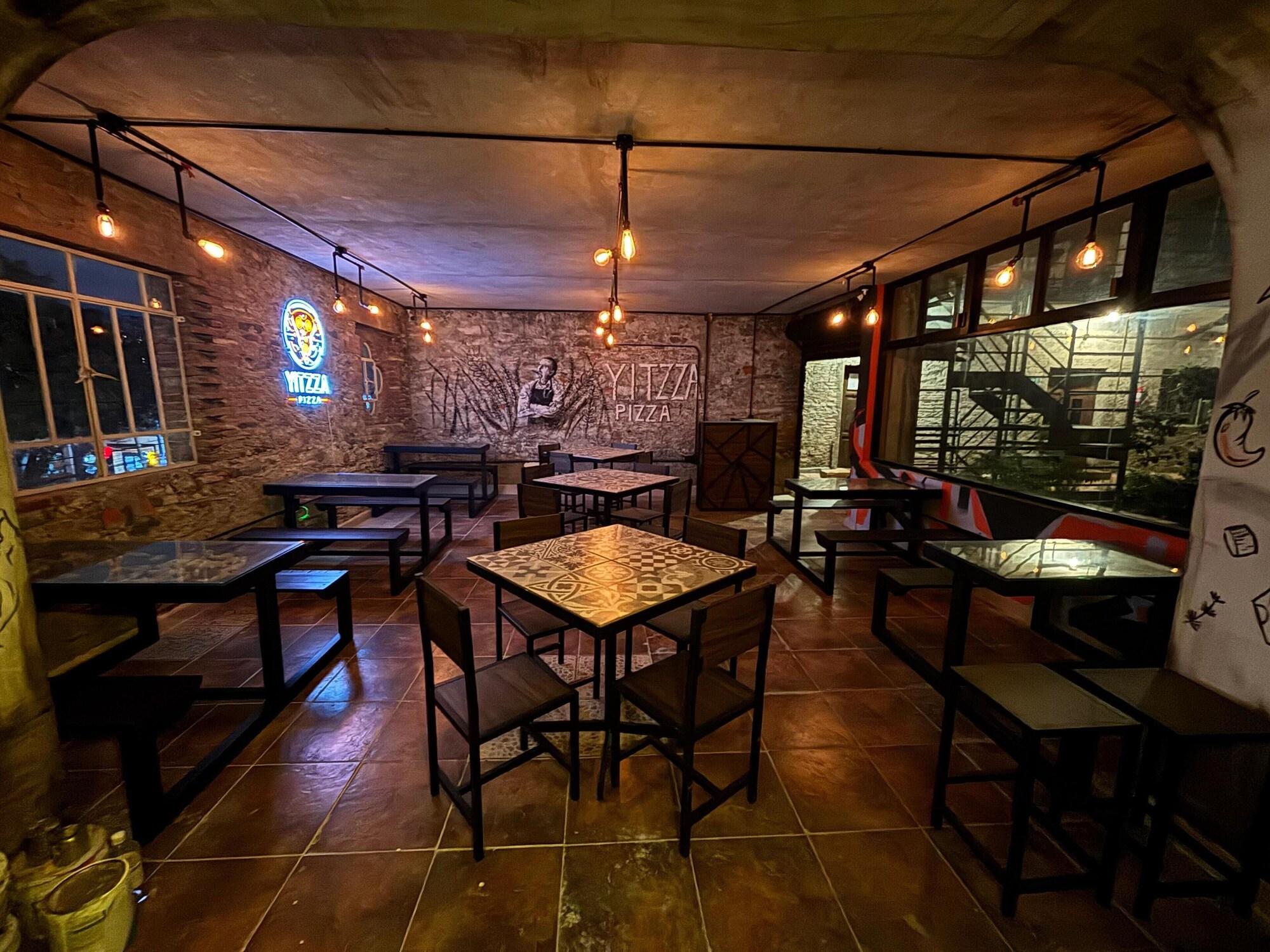 Restaurant Hostal Casa de Arcos - Hostel