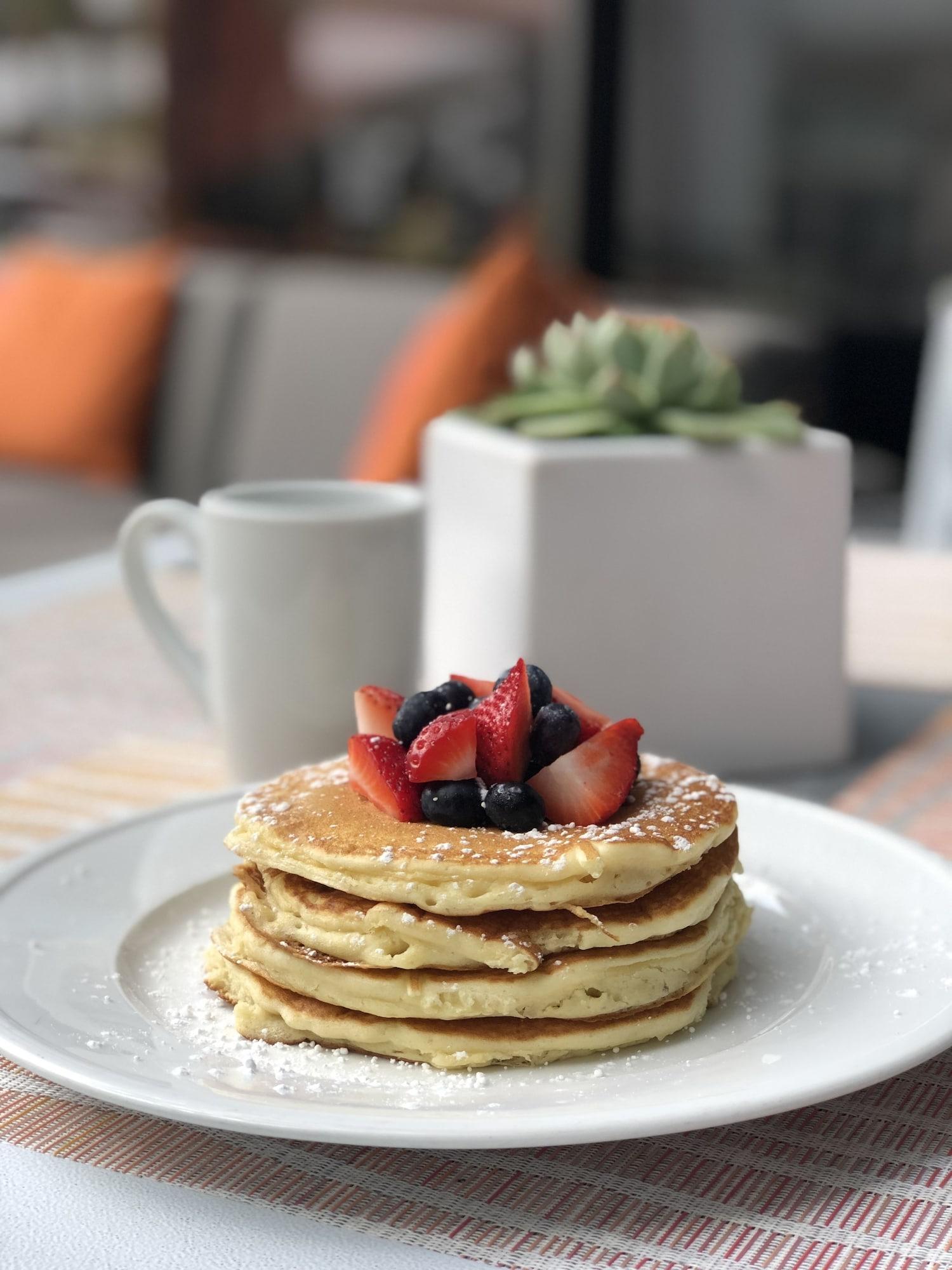 Restaurant Bahia Mar Ft. Lauderdale Beach- a DoubleTree by Hilton Hotel
