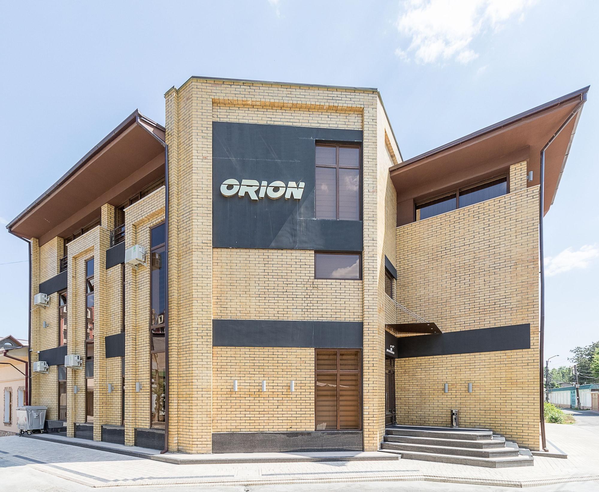 Vista Exterior Orion Hotel