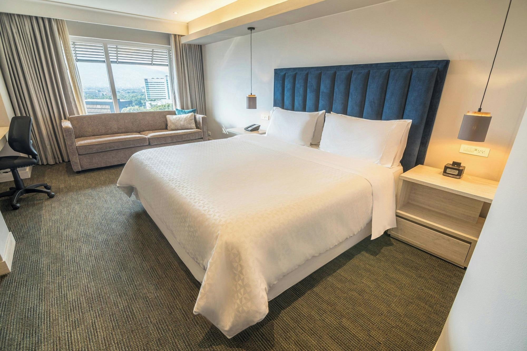 Habitación Four Points by Sheraton Medellin