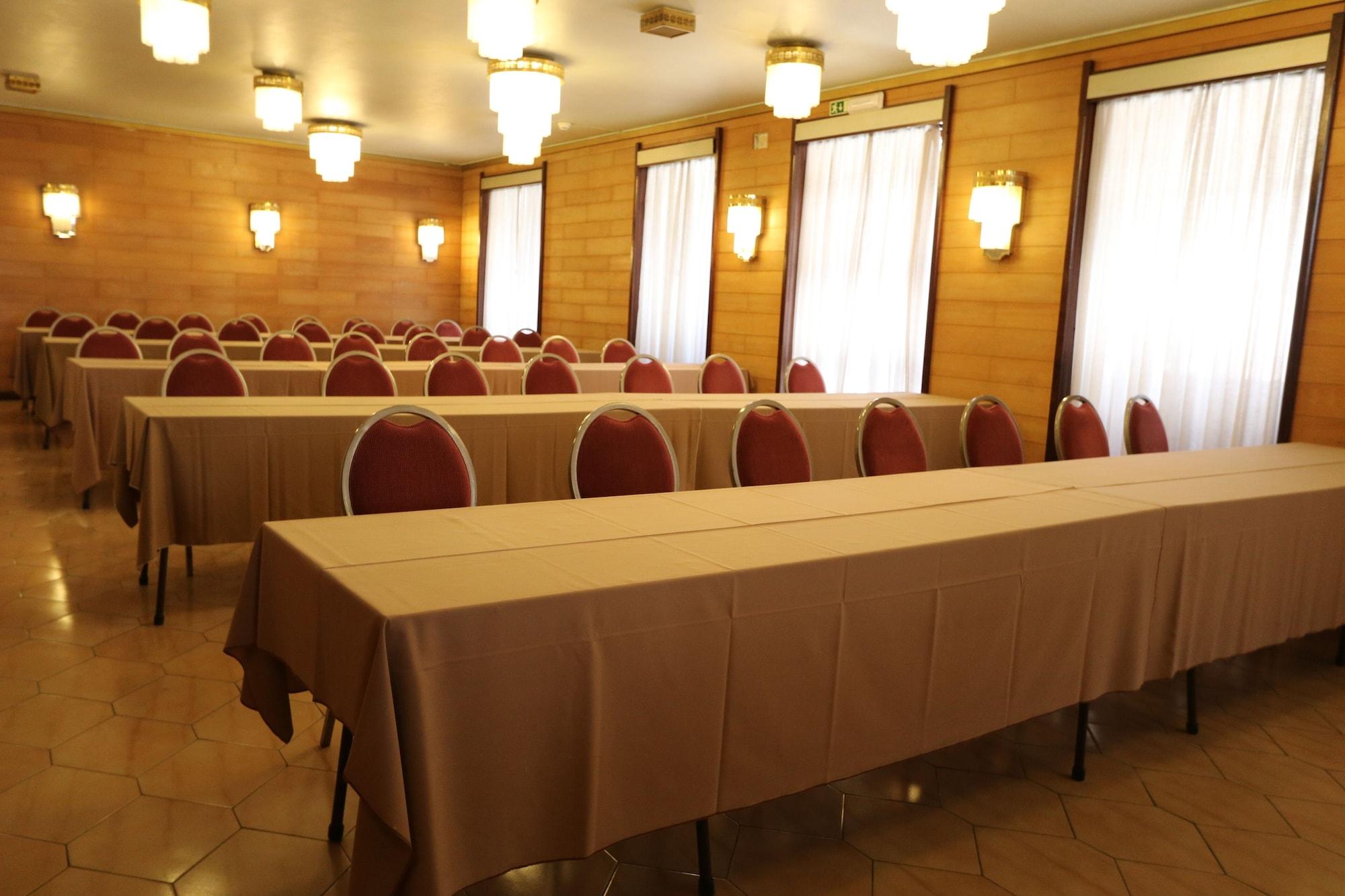 Sala de Reuniones Hotel Imperial