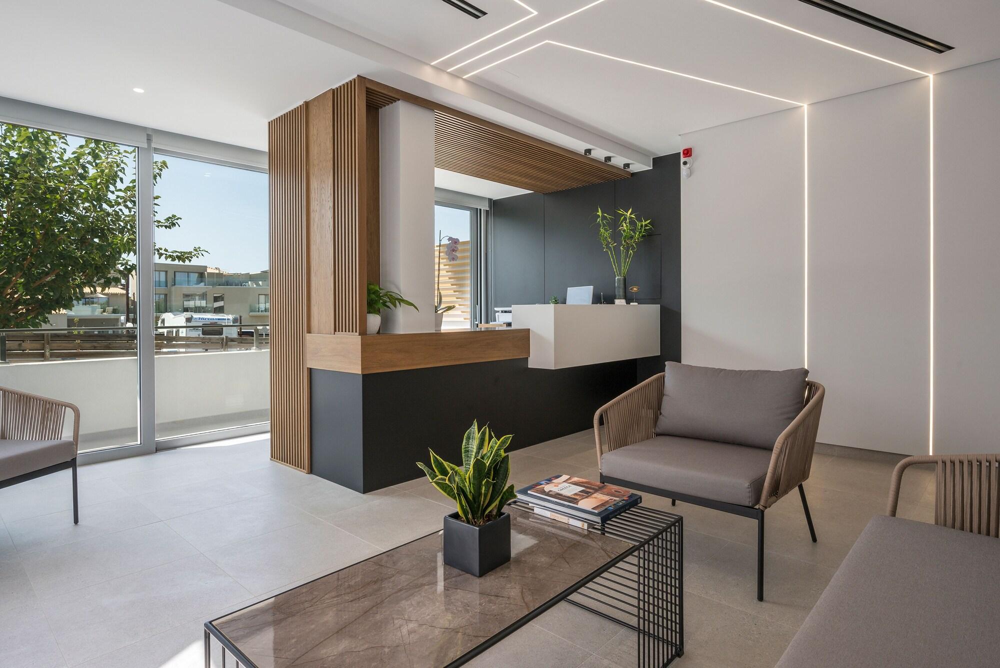 Vista Lobby Ostrakon Suites