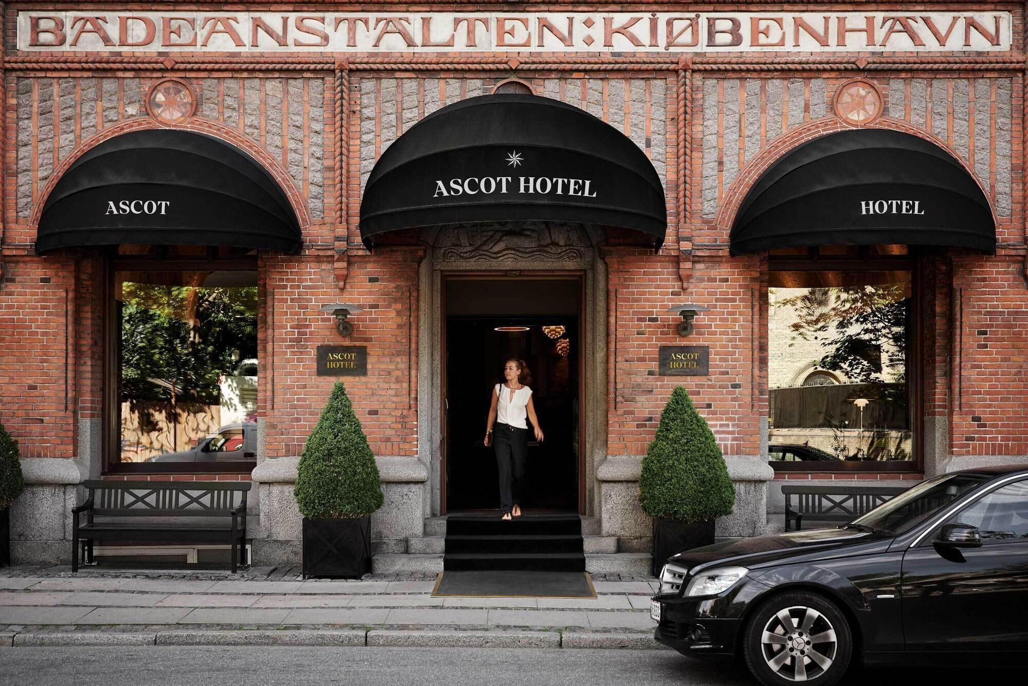 Vista Exterior Ascot Hotel