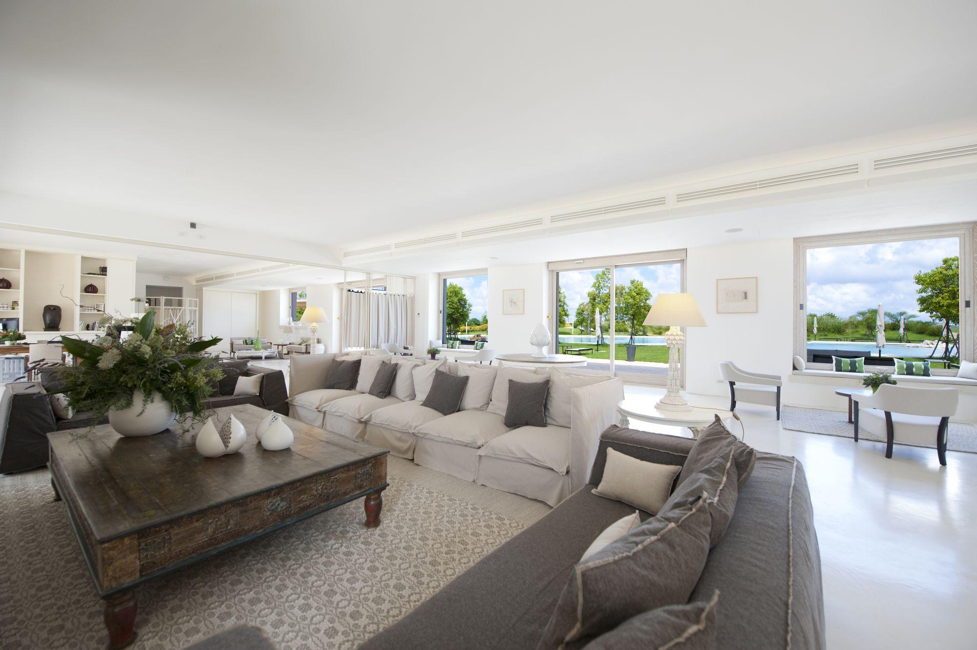 Vista Lobby Furnirussi Tenuta