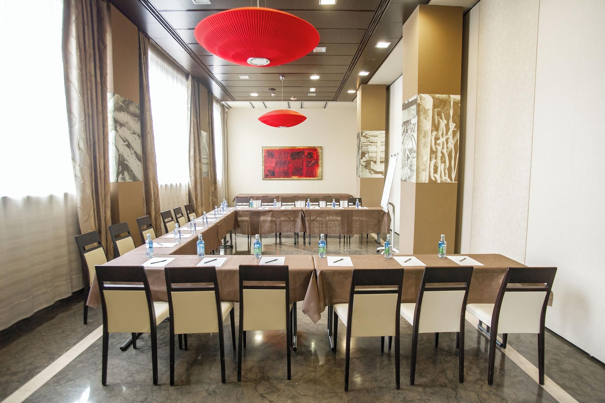 Sala de Reuniones AZZ Asturias Langrehotel & Spa