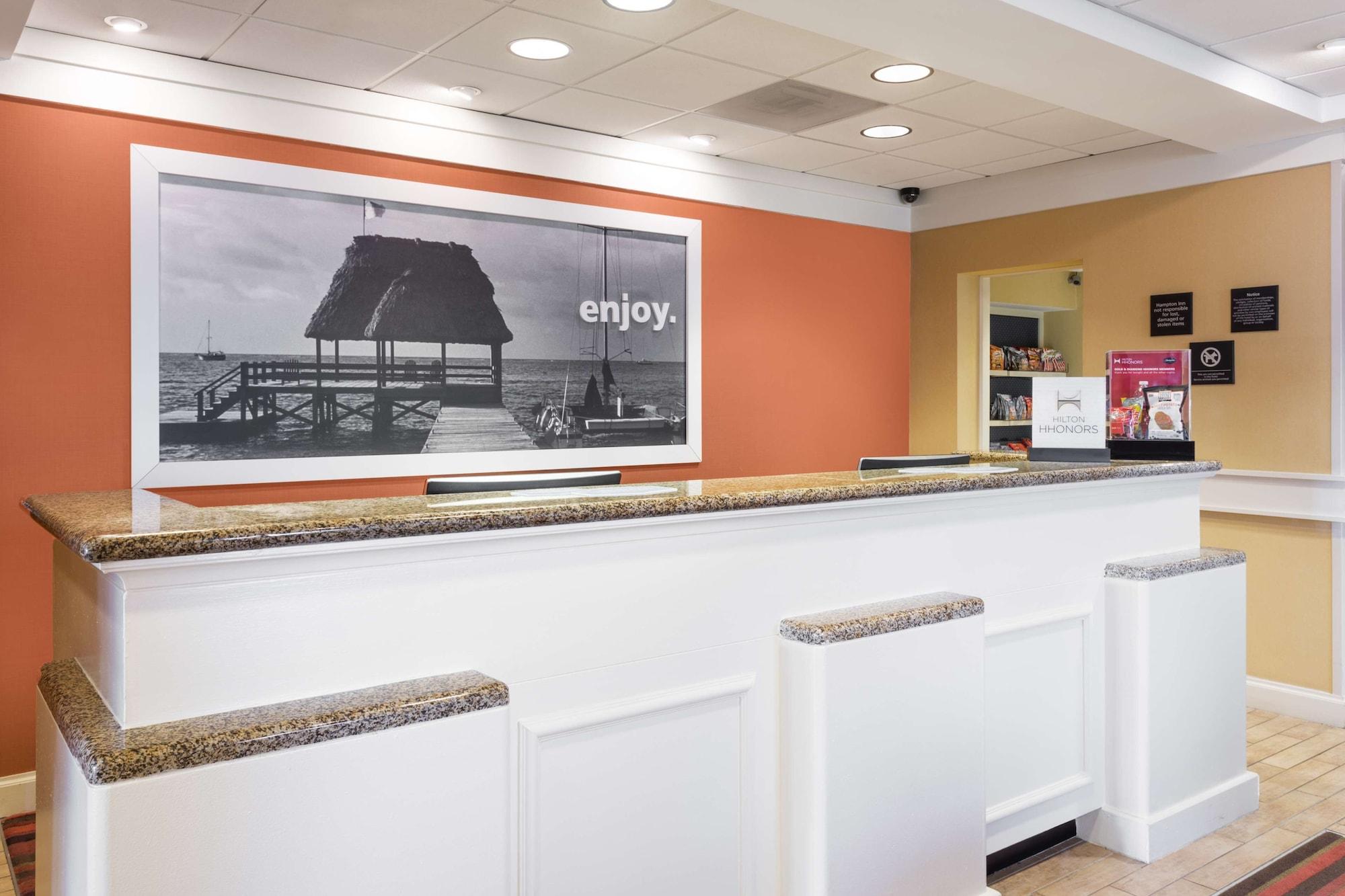 Vista Lobby Hampton Inn Moss Point Pascagoula