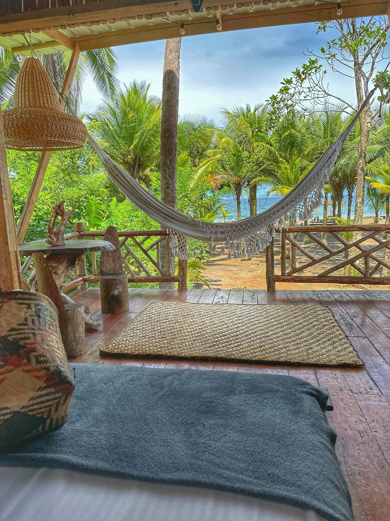 Varios Tortuga Bay Eco Hotel