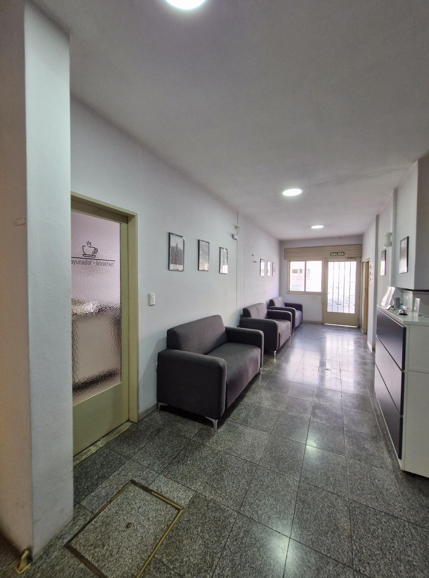 Vista Lobby HOTEL RESIDENCIAL CAMACHO