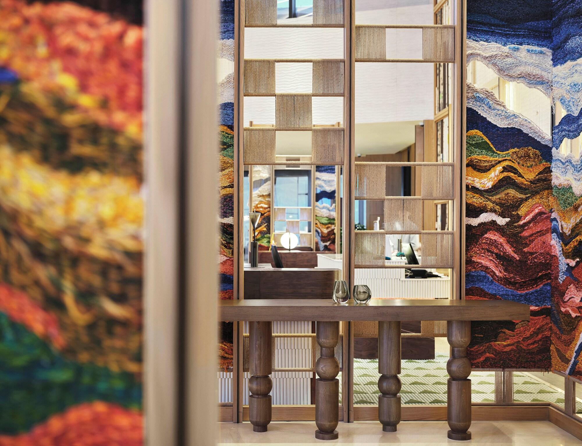 Vista Exterior Holiday Inn Resort Kanas Hemu by IHG