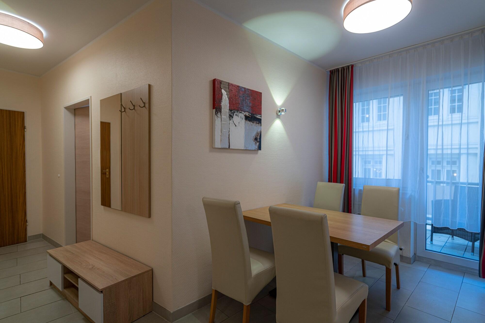 Varios Hotel Königshof Dortmund