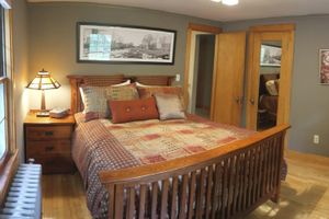 Alquiler Vacacional - Luxurious Living 1 Block from Lake.