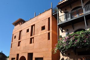 Alojamiento - Hôtel Le Djoloff