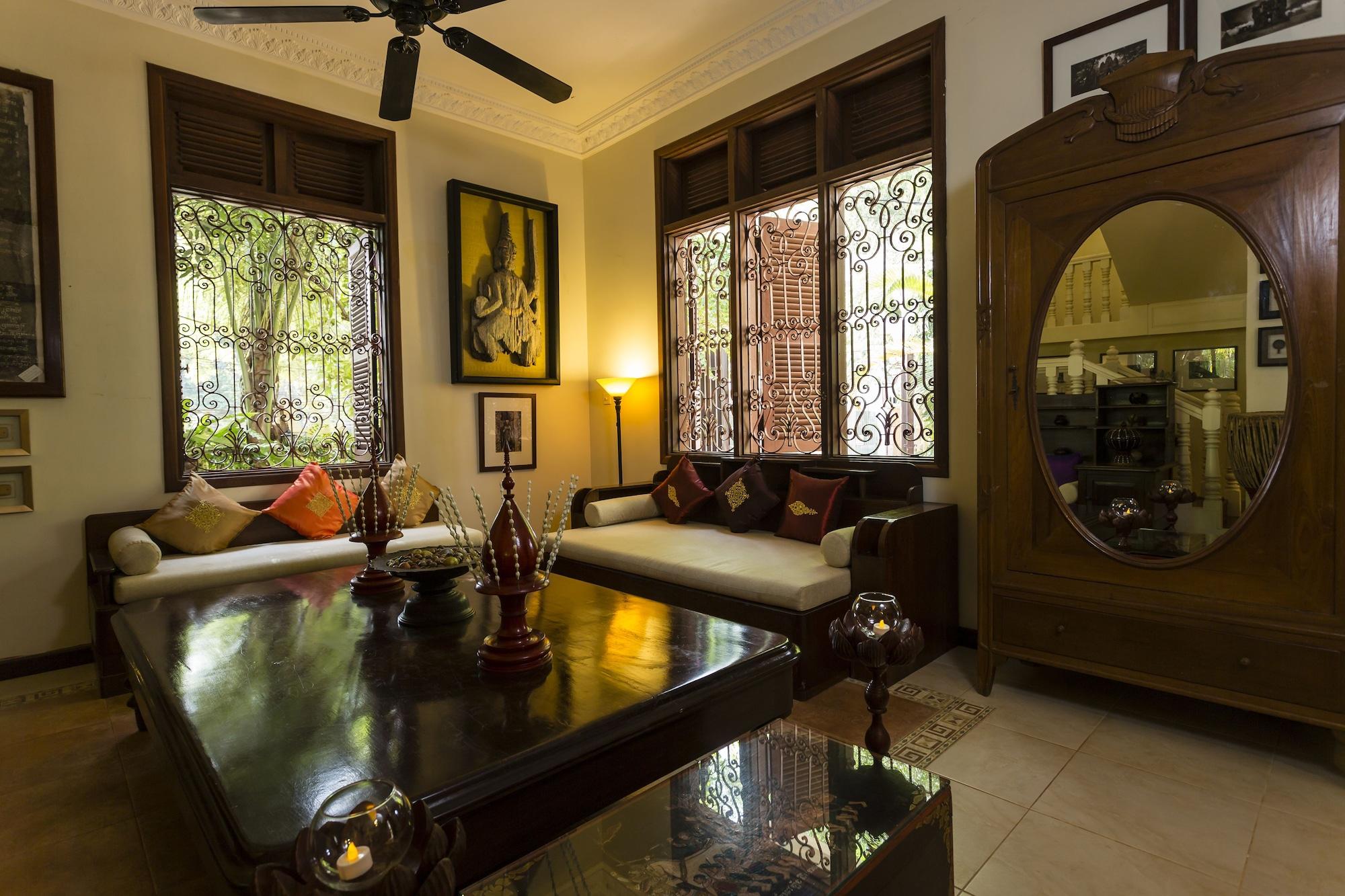Vista Lobby HanumanAlaya Colonial House