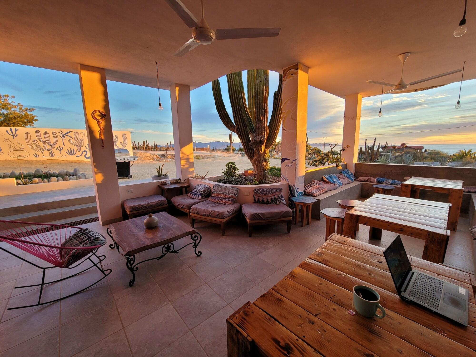 Varios La Ventana Hostel and Hotel