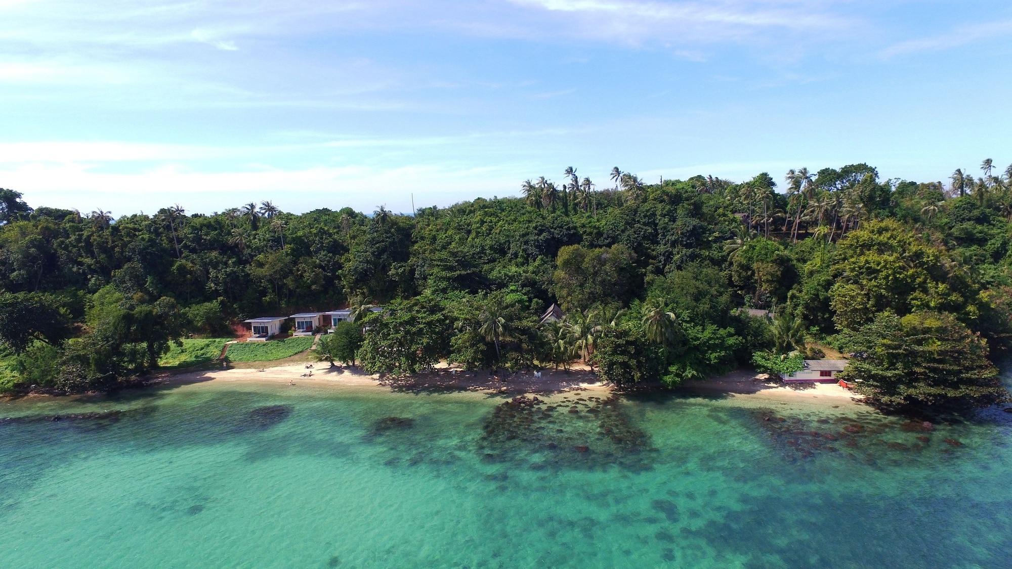 Varios AoPong Resort