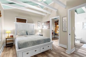 Alojamiento - Mills Cottage by the Little Lake