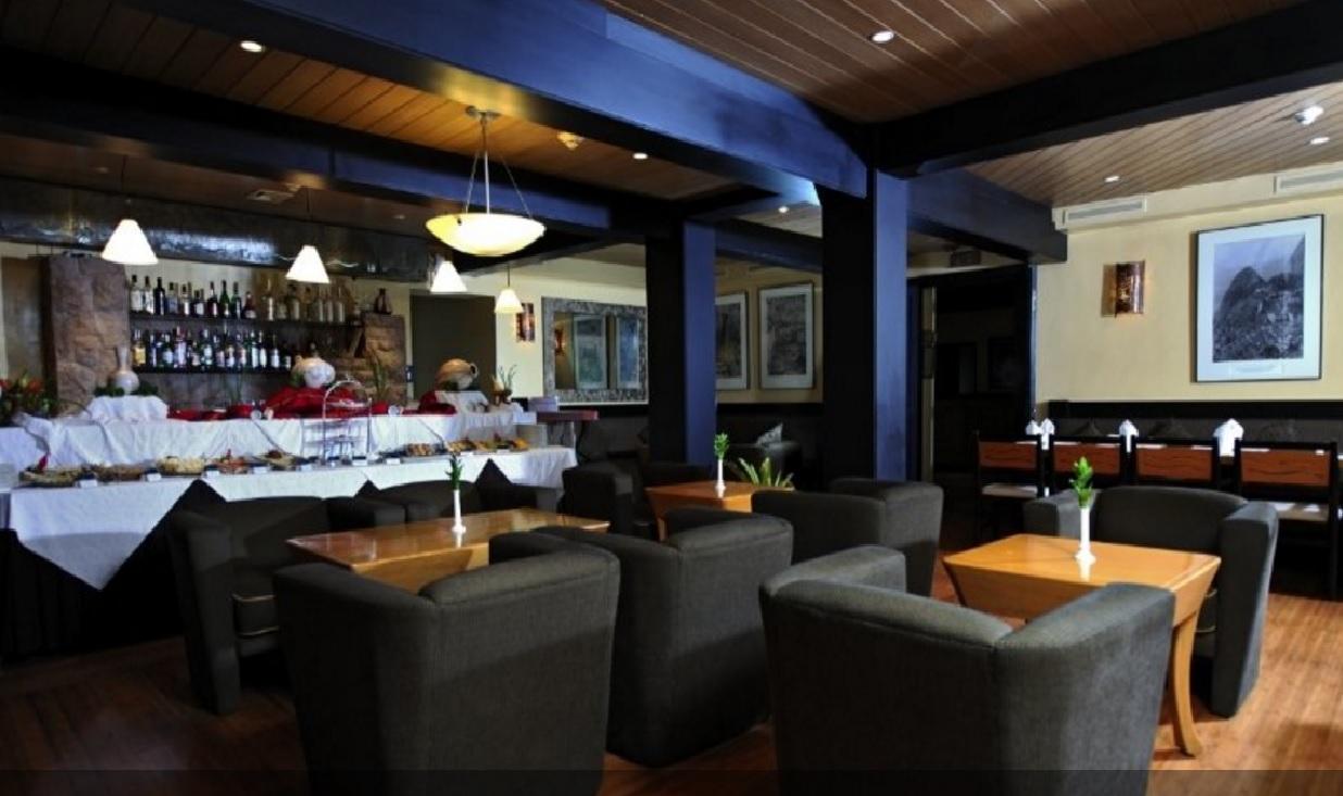 Bar/Lounge Sanctuary Lodge, A Belmond Hotel, Machu Picchu