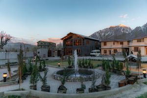Alojamiento - Dynasty Hotel Skardu