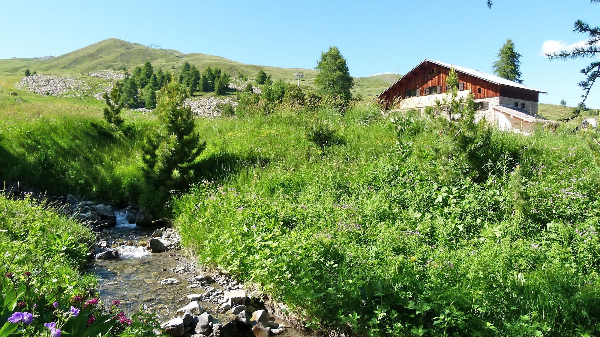 Vista Exterior Le Chal' Heureux