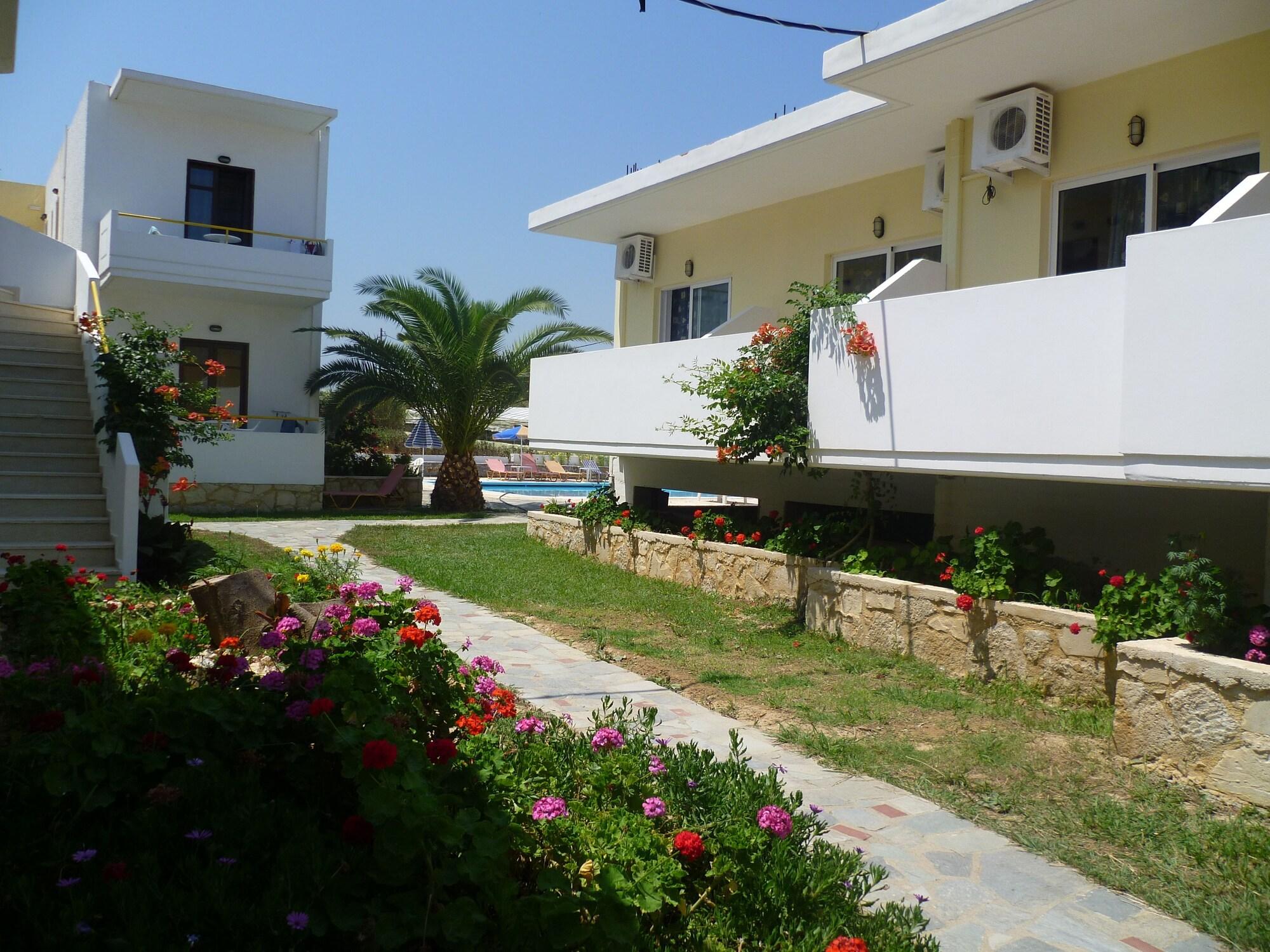 Comodidades del Alojamiento Karmi Studios & Apartments