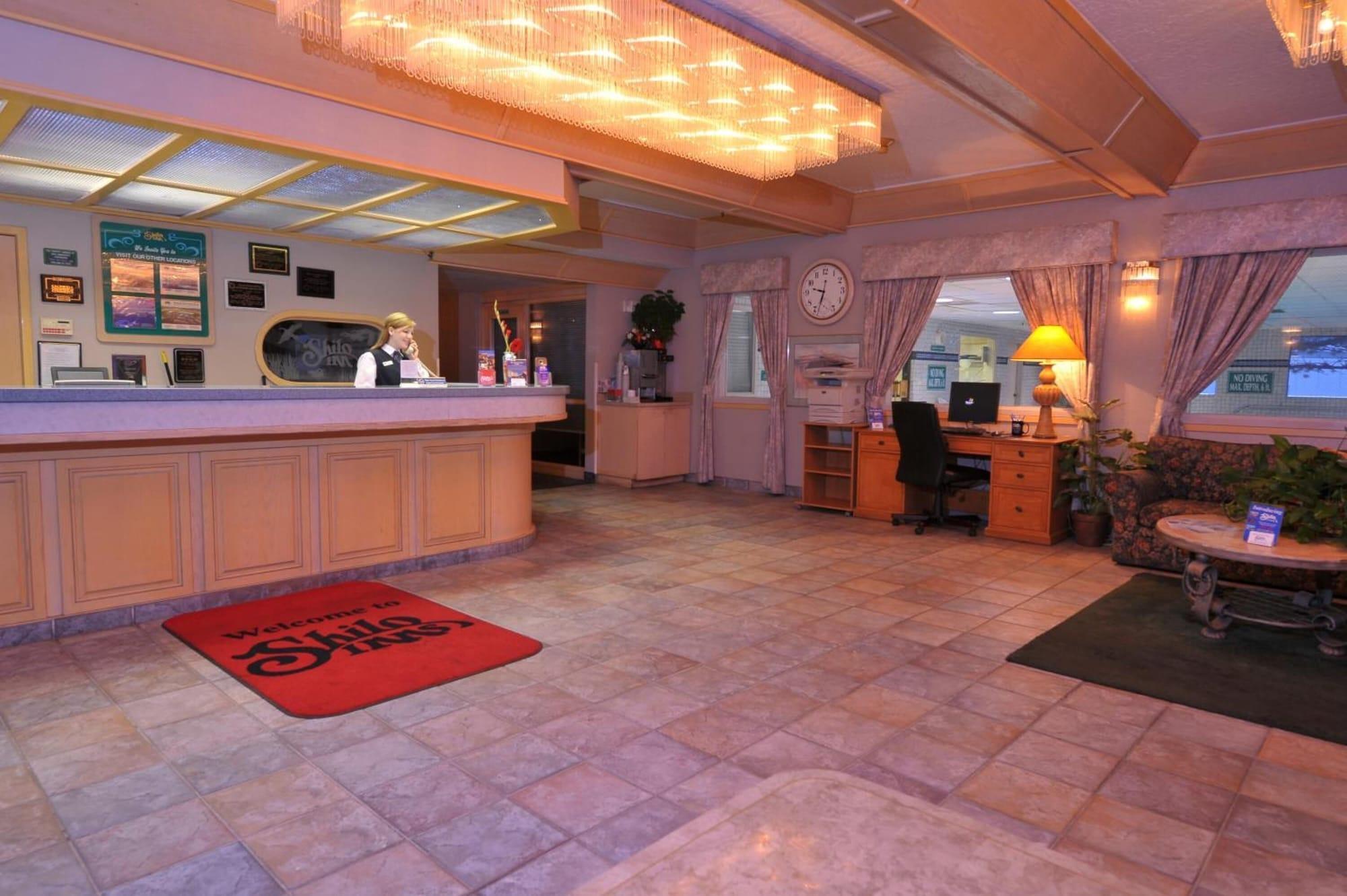 Vista Lobby Shilo Inn Suites Hotel - Nampa Suites - Idaho