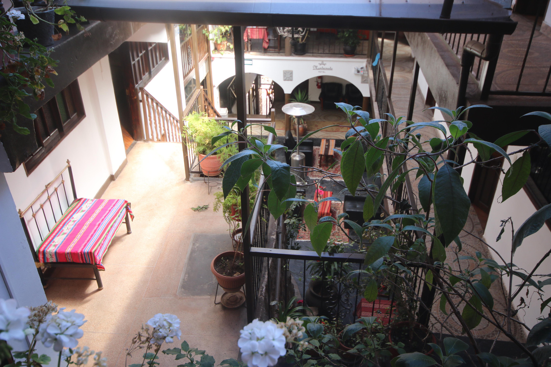 Varios Hotel Montecristo
